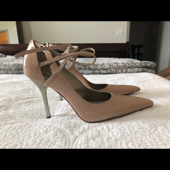 Nude pointed stiletto heels - Picture 3 of 7